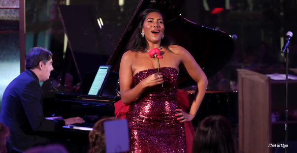 J’Nai Bridges performing